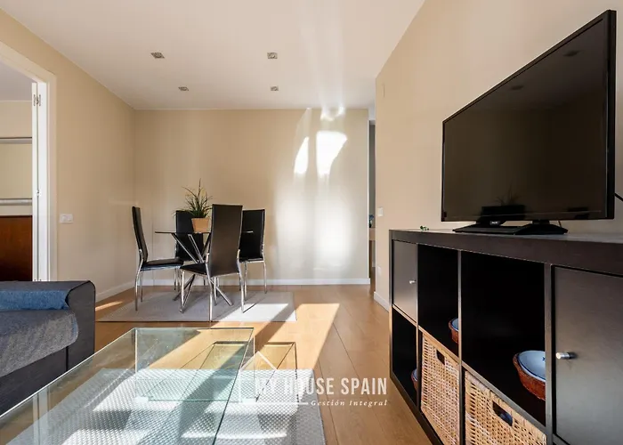 Myhousespain - Radiante Piso Junto A La Playa * Gijón